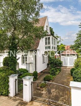 Großzügiges Grundstück mit Teilungsmöglichkeit und charmantem Einfamilienhaus in Mögeldorf - Nürnberg