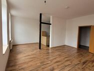 Gemütliche 2-Raumwohnung mit Einbauküche in Schloßchemnitz - Chemnitz