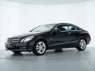 Mercedes E 350, COUPE HISTORIE BEI MERCEDES-BENZ, Jahr 2011 - Sangerhausen