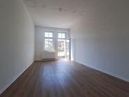 *helle 3 Raumwohnung mit Balkon* - Erfurt