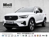 Volvo XC40 Plus Dark 2WD B3 EU6d digitales Cockpit Memory Sitze Soundsystem HarmanKardon LED - Aachen