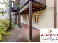 Mehr geht nicht - tolle EG-Wohnung mit EBK, Terrasse, Carport - Amberg