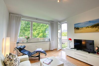 DREAMHOUSE Immobilien: Alsternahe Eigentumswohnung mit idealer Raumaufteilung