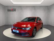 VW Golf, 2.0 TDI Active, Jahr 2022 - Beckdorf