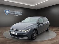 VW Golf, 1.5 TSI VIII Active, Jahr 2022 - Amelinghausen