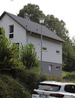 "Modernes Einfamilienhaus im idyllischen Flörsbachtal - Wohnen mit Terrasse, Garten und Natur pur!" - Flörsbachtal