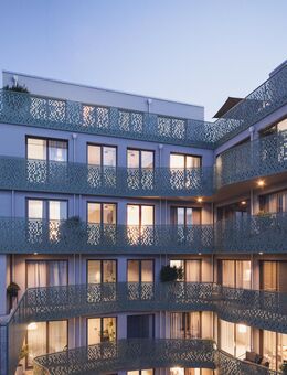 Neubau: Großzügige 5-Zimmer-Maisonette-Wohnung mit Haus-im-Haus-Charakter im grünen Innenhof - München