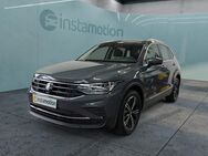 VW Tiguan, 1.5 TSI MOVE, Jahr 2024 - München