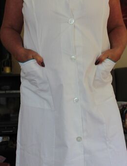 Vintage Kittelschürze Weiß Gr. 42 lang geschnitten - Nürnberg