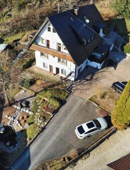 Schwarzwaldhaus mit Maisonette, Einliegerwohnung + Ferienpotenzial - Gutach (Schwarzwald)