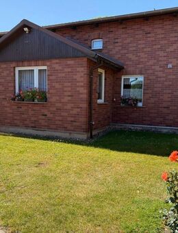 PROVISIONSFREI | Doppelhaushälfte optimal für eine Großfamilie mit viel Platz und Komfort! - Schwedt (Oder) Zentrum