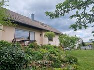 Charmantes Einfamilienhaus mit 3 Garagen in fantastischer Lage! - Oberleichtersbach