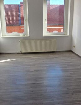 schöne 3-Raum-Maisonettewohnung mit Blick zum See in der Röxer Straße - Stendal (Hansestadt)