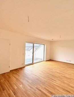 Großzügige Dachgeschosswohnung mit Dachterrasse - Sulza