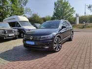 VW Tiguan, 2.0 TDI Allspace Highline 200Ps R-Line, Jahr 2021 - Leipzig