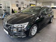 Renault Megane, Grandtour Zen E-Tech Plug-In 160, Jahr 2021 - Dresden