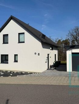 Ruhig gelegenes Einfamilienhaus (KFW55) mit Garten und Garage - Ingelfingen