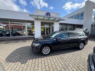 VW Passat Variant, 2.0 TDI Business, Jahr 2023 - Pasewalk