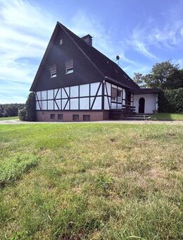Freistehendes Einfamilienhaus mit großer Scheune im Grünen - Ruhiges Wohnen in Ennepetal-Rüggeberg - Ennepetal (Stadt der Kluterhöhle)