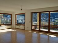 Exklusive 3-Zimmer-Wohnung mit Schwarzwaldblick / Einfach einziehen - Bad Wildbad