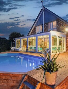 Wunderschönes Einfamilienhaus mit Pool in ruhiger Lage von Nenndorf! - Rosengarten (Niedersachsen)