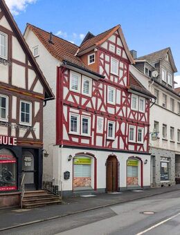 Erstbezug nach Sanierung! Historisches Fachwerkhaus mit Ladenlokal in zentraler Lage - Biedenkopf