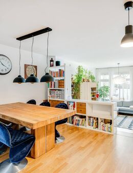 AIGNER - Exklusives Townhaus mit kleinem Stadtgarten in Schwabing - München