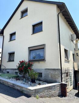 Zweifamilienhaus in ruhiger Lage bei Rödental - Rödental