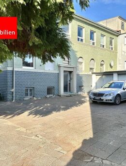 2 Familienhaus inkl. 4 Garagen - OF-Bieber - Offenbach (Main)