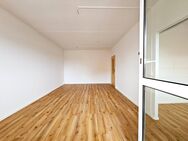 hübsche 3 Raum mitten im Zentrum mit großem Balkon - Zwickau