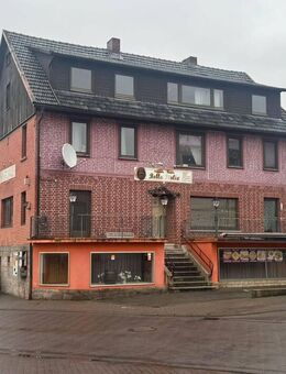 Mehrfamilienhaus mit Gastronomie zu Verkaufen - Ebersburg