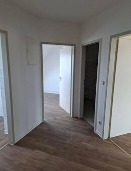 Großzügige 2-Zimmer-Dachgschoss-Wohnung mit Balkon - Nordhausen
