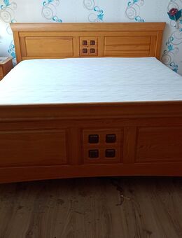Massives Holzdopppelbett komplett 180*200cm - Wilhelmshaven