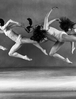 Frankfurt am Main: Kurse in Modern Dance und Yoga - Frankfurt (Main)