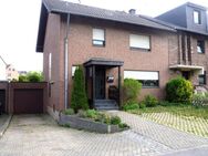 Verklinkertes Einfamilienhaus in ruhiger Anliegerstraße mit Garten und Garage - Eschweiler