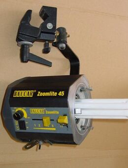 Balcar Zoomlite Fotoleuchte Optilight Studio Dauerlicht Softlicht mit Manfrotto Halter (1) - Landsberg (Lech)