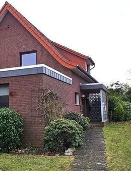 Helle Obergeschosswohnung im 2-Familienhaus mit großem Balkon in ruhiger Lage! - Delmenhorst