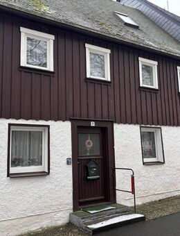 Kulturelles Einfamilien-/Reihen -Wohnhaus in gesch. Bebauung - Sayda