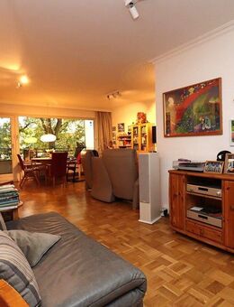 Gemütliche 3-Zimmer-Eigentumswohnung mit Loggia & TG in Norderstedt-Garstedt, nahe Herold-Center - Norderstedt