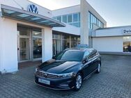 VW Passat Variant, 2.0 TDI Elegance R-Line Elegance, Jahr 2023 - Pasewalk