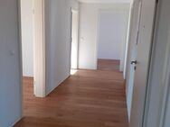 Schöne 4-Raum-Wohnung mit Balkon in Gera - Gera