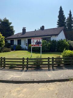 Bungalow mit Außenpool und großem Garten in Seevetal-Ohlendorf