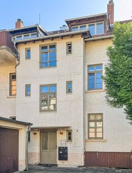 Voll vermietetes, denkmalgeschützes Mehrfamilienhaus im historischen Kern von Frankfurt-Höchst - Frankfurt (Main)