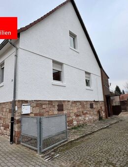 Gemütliches "Hexenhäuschen" mit großem Gartenanteil in Neuberg - Neuberg
