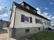 Charmante Doppelhaushälfte mit Potenzial - Modernisiert, voll unterkellert, mit großem Garten - Schömberg (Regierungsbezirk Tübingen)