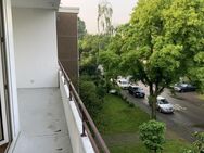 Preisgedämpfte Wohnung mit zwei Balkonen in günstiger Entfernung zu Düsseldorf/Köln/Leverkusen - Monheim (Rhein)