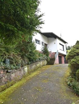 Sofort frei: Renovierungsbedürftig, Idyllisches Einfamilienhaus mit Garten - Schönau (Baden-Württemberg)
