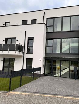 Erdgeschoss 3-Zimmerwohnung mit Terrasse **gehobene Ausstattung** - Mechernich