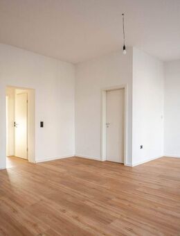 KEINE KÄUFERPROVISION Sanierte Erdgeschosswohnung mit Gartenzugang in Bielefeld Brackwede - Bielefeld