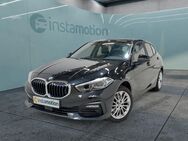 BMW 118, , Jahr 2023 - München